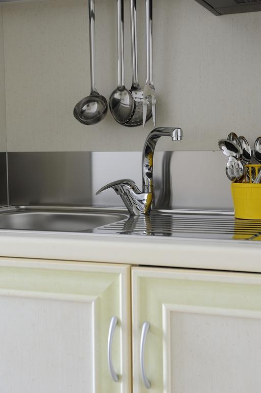 Residence Suite Smeraldo Ричоне Екстериор снимка
